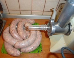 вставляй внутрь шпажку и не парься! :)