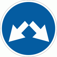 Знак демократичный поставили, - "Объезд препятствия с правой или левой стороны".