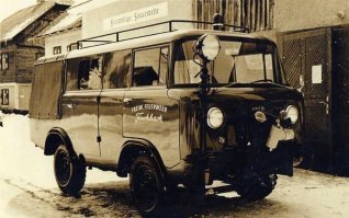 Jeep Forward Control производился с 1956 по 1965 года
УАЗ–452 – производится с 1965–го и по сей день
