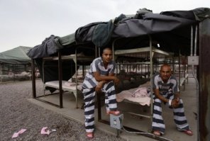 Там разные тюрьмы есть. Например, такие.