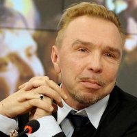 бабушка легкого поведения
"Моя бабушка курит трубку" с
ачоне?