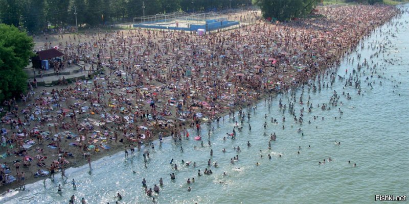 Чой-то народу на пляжах как утром понедельника - вымерли все?!? Вот где пляж пользуется популярностью летом - в Новосибирске! ;)
