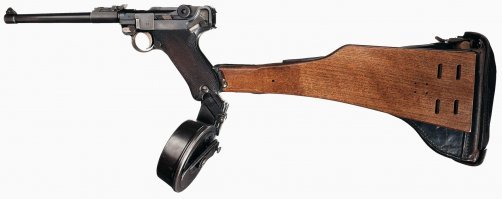 Добавлю от себя. Магазины для МП 18 изымали у артелиристов так как крепление было унифицировано. Люгеры канониров комплектовались ими.