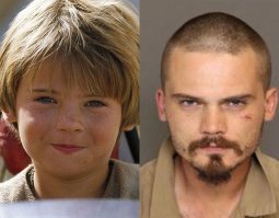 Ну так то , да! Скорее всего это и было толчком к развитию шизофрении , но скорее всего у него возникло раздвоение личности ............Чувак смотрит на себя в зеркало в зрелом возрасте, вспоминает себя в детстве и думает  "Бля-я-я-я-я    , меня вселили в другую оболочку , а тело мальчика продали богатому сукину сыну!"