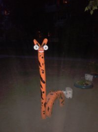 Вот такого "жирафа" смастерили наши дворовые умельцы.