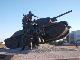 Идиоту смысла нет отвечать.