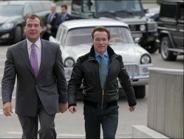 Почему на фотографиях принц Чарльз всегда выше Дианы