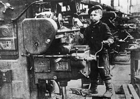 Дети и в СССР в 20 веке у станков работали; об этом тоже нужно помнить!