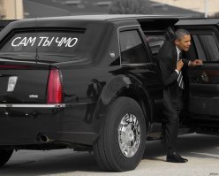 Лучший футболист мира скромно пользуется телефоном за 100 долларов