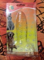 это упаковка от расчески, а не подозрительная хрень..