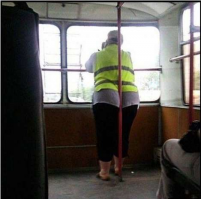 Про поручень в жопе... у женщин получается гораздо лучше!!!!!