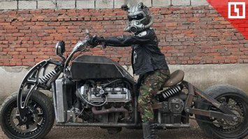 "Iron Custom Motors": Geometric с двигателем Иж-Юпитер