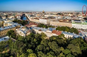 Только какая-то хрень справа весь вид портит.