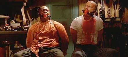 Макгрегор пытался ударить Нурмагомедова на взвешивании