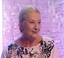 А как сравнивать? Костецкий лучше в роли Флориндо, чем Кособуцкая-Флориндо? ))) Костецкий сам по себе хорош, без сравнения. Когда  услышал ее пение, такой трогательный был в своем паническом метании, конечно.   Фильм вообще замечательный. 

Погуглила сейчас. И в возрасте прекрасная женщина. Взгляд тот же, глаза с искринкой, молодые.