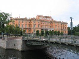 Широкий взгляд на 15 известных достопримечательностей мира