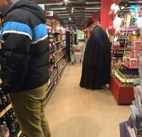Бедолага опух от постов и молитв