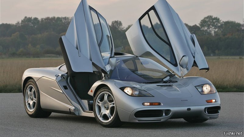 А как тебе салон McLaren F1.