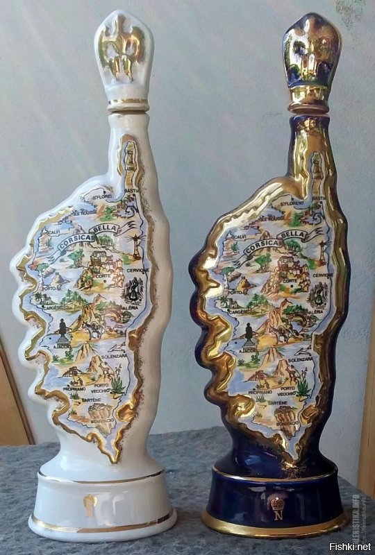 Бутылки от французского коньяка в форме острова Корсика...
