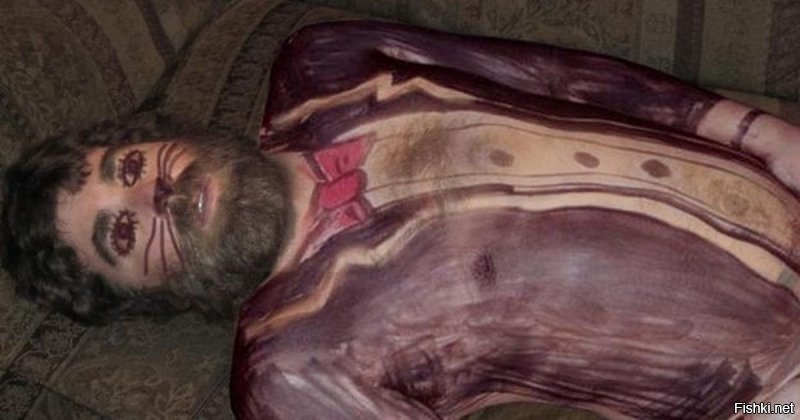 Мужчина потратил $36000 на татуировки, превратив себя в живой скелет