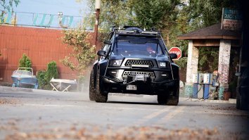 Недавно кино смотрел про "ограбление в ураган" . Там Доминатор был интересный .