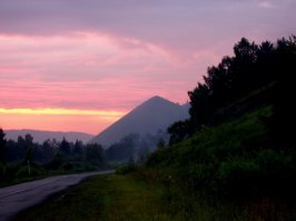 У нас от Красноярска (ст. Петряшено) недалеко