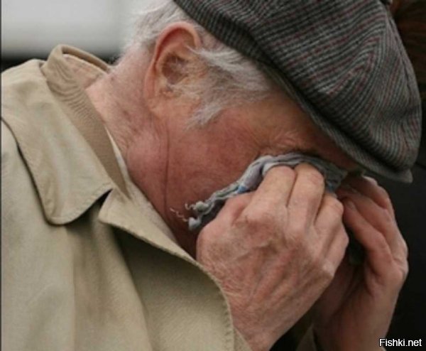 Поплачь и все пройдет: японские компании поощряют сотрудников слезами снимать стресс