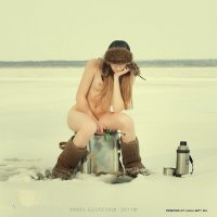 ...только в России на русской зимней (да и не только) рыбалке можно встретить таких вот субъектов: