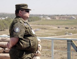«Чем шире наши морды, тем теснее наши ряды»: британские военные страдают ожирением