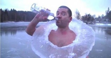 только этот мужик к России никакого отношения не имеет.