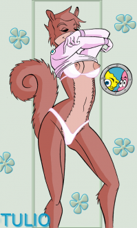 Грудастая белка свела с ума японцев