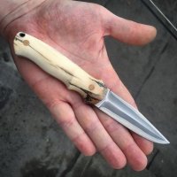 такого мелкого я-бы купил.
Аккуратен, крепок, функционален, не маркий.
Для многих (большинства в моём случае) операций он вполне достаточен.