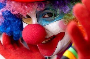 Он носил подогреватель еще тогда, когда эта ипанутость не была трендом...