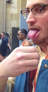 Что ты уж слишком заумно говоришь.

.