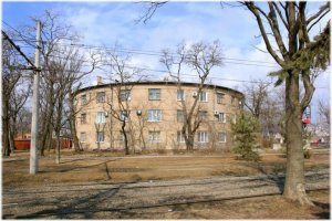 А вот круглый дом из Таганрога