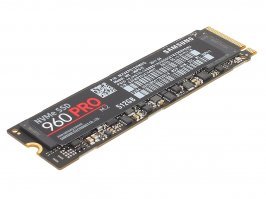 Из истории - АрВид (Архиватор на Видео)   запоминающее устройство на магнитной ленте (стример), в котором использовался бытовой видеомагнитофон и видеокассеты формата VHS. Имело распространение в середине 1990-х годов в странах бывшего СССР. Наиболее широко применялось для резервного копирования данных.
А из нынешнего SSD.M2 - отличная скорость. Скорость загрузки машины с холодного старта (после биоса - на это повлиять нельзя) 3 секунды.