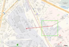 Немного информации к размышлению... 

Данный кадр сделан возле ТЭЦ-20 (Москва, Канатчиково)

на карте: красная стрелка - направление с'емки
          зеленый квадрат - приблизительное место с'емки

Любопытно, про какой "соседний целлюлозный комбинат, который регулярно сливал в воду какую-то отраву..." идет речь? Хотя возможно фото и текст просто не соответствуют друг-другу.