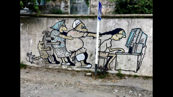 Вся боль и страдания пользователей интернета в 2018 году в одном коротком ролике