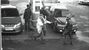 Кто такой Антонов мы все прекрасно узнали по конфликту с мотоциклистом - хам, быдло и 3.14здобол!
Нет к Антонову уважения!