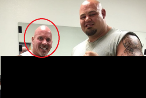 Кого то эта морда напоминает ))