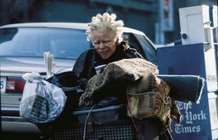 Вот в голливуде есть же актёр - альбинос. Я его много раз в эпизодах видел. Наверняка нормально живётся.