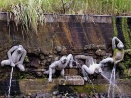 25 приколистов, без которых было бы скучно смотреть на статуи 