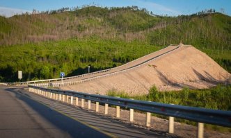 У нас бы так сделали и не заморачивались бы с сеткой )