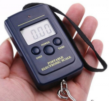 Всегда в кармане/сумке держу вот такую маленькую штучку, которая пригодится не только на рынке и способствует разрешению недоразумений на месте, не отходя от кассы...:)