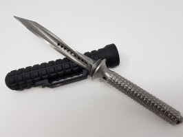 Боевые ножи