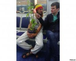 Стильно, модно, молодежно: люди российской подземки