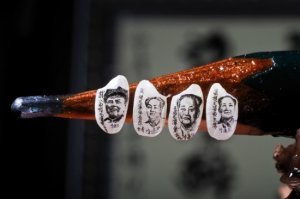 На кофе плохо видно,вот зерно риса...