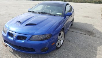 ВО! Монстр! Не тюнингованый особо. 400 лошадей. До 300 не надо разгоняться, чтобы овощей на третьей полосе обгонять. Не понимаешь ты автомобиль. Не знаешь удовольствия от вождения. Суть не в том, чтобы разгоняться до пределов.