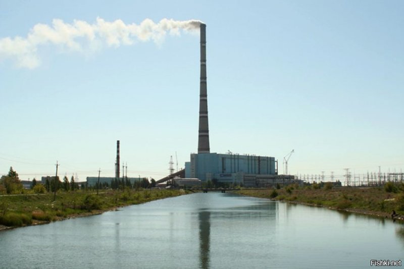 Экибастузская ГРЭС-2. Самая высокая в мире дымовая труба, высота трубы 420 метров.