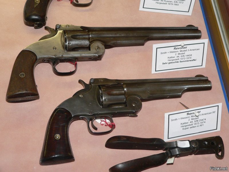 В отсутствие Русской модели Смит и Вессон(он же Модель 3), любимого револьвера всех ганслингеров и крутых чуваков, список абсолютно не полный.